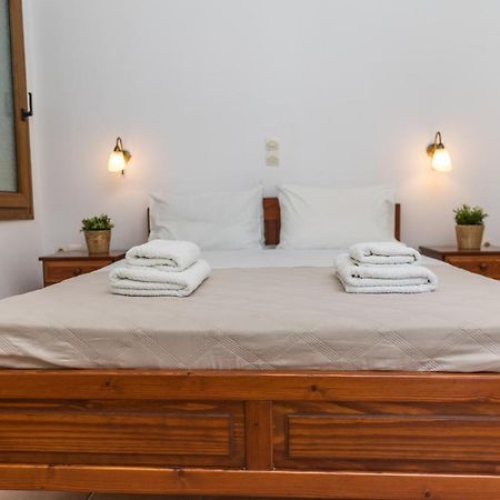 Aqua Naxos Apartments & Suites Ájos Prokópios Eksteriør bilde