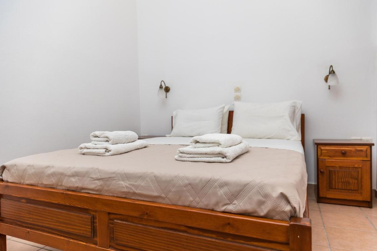 Aqua Naxos Apartments & Suites Ájos Prokópios Eksteriør bilde
