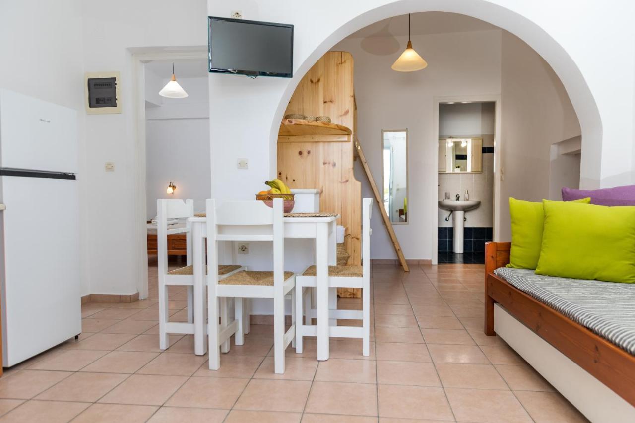 Aqua Naxos Apartments & Suites Ájos Prokópios Eksteriør bilde