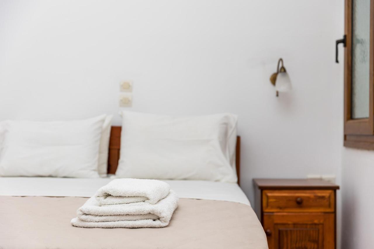 Aqua Naxos Apartments & Suites Ájos Prokópios Eksteriør bilde